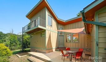 15 Deaver Dr, Asheville, NC 28806
