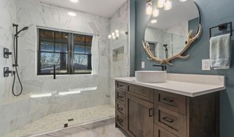 785 STRAWBERRY HILLS Dr, Bedford, WY 83112