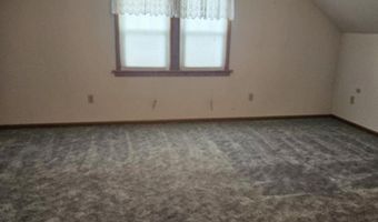 134 E Main St, Agency, IA 52530