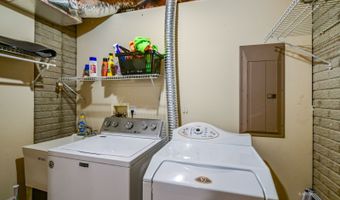 18 Westfield Pl, Athens, OH 45701