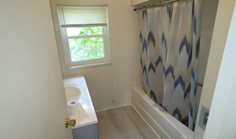 616 32nd St, Allegan, MI 49010