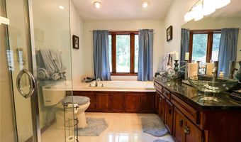 13720 Georgia Dr, Apple Valley, MN 55124