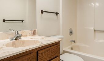 16 Century Rd, Artesia, NM 88210
