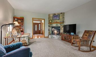 1653 Fairview Dr, Allegan, MI 49010