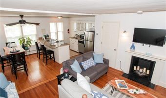 446 Bellevue Ave 6, Newport, RI 02840