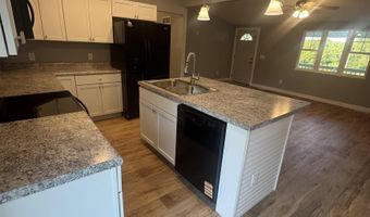 633 N E St, Albia, IA 52531