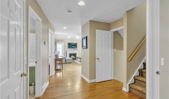 1 B Astor Ridge Dr B, Amherst, NY 14228