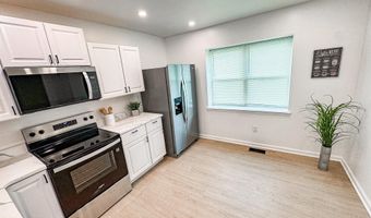 3005 GREENSHIRE Ave, Claymont, DE 19703