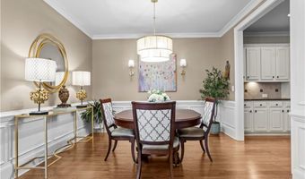 2424 Loxford Ln, Alpharetta, GA 30009