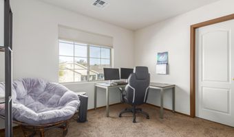 206 W HAWAII Dr, Casa Grande, AZ 85122