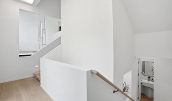 7502 NEVIS Rd, Bethesda, MD 20817