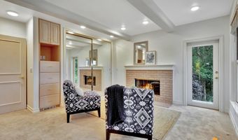 6820 Gunnison Dr, Anchorage, AK 99516