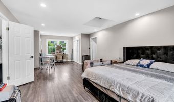 20 Regency Way, Manalapan, NJ 07726