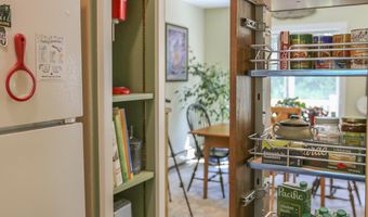 28 B Springbrook Dr, Belfast, ME 04915