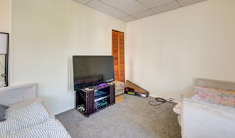 3 Young Ave, Amsterdam, NY 12010