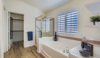 8213 Woodland Prairie Ave, Las Vegas, NV 89129