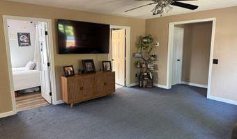 35 Maple St, Baileyville, ME 04694