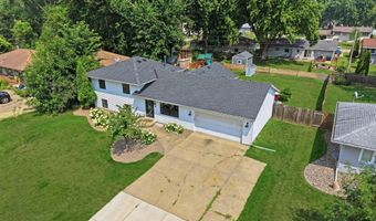 301 Walnut Ln, Apple Valley, MN 55124
