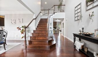 24469 ISLAND POOL Ct, Aldie, VA 20105