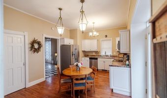 605 Atchison St, Atchison, KS 66002