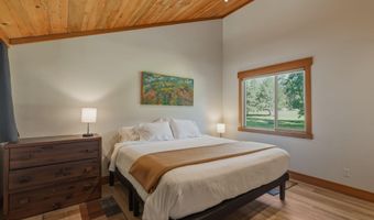 12900 Hawks Beard Lodge Condo 35/36, Black Butte Ranch, OR 97759