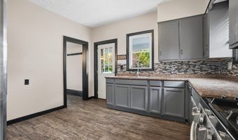 5231 Stark Ave, Ashtabula, OH 44004