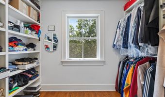 71 West Ave, Darien, CT 06820