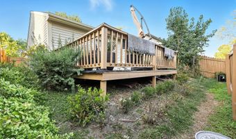 631 Deer Trail Dr, Indianapolis, IN 46217