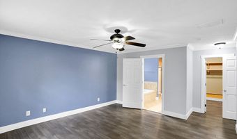 6686 Woodcrest Dr, Avon, IN 46123