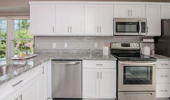 1892 Lindsay Ln, Ann Arbor, MI 48104