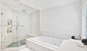 3690 NE 199th St 3690, Aventura, FL 33180