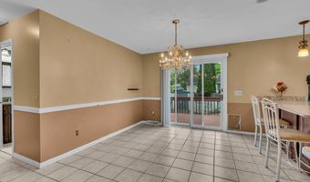 325 Spar Ave, Beachwood, NJ 08722