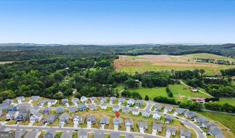 28 Arrington Dr, Adairsville, GA 30103