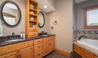 3021 Pinewood Ln NE, Alexandria, MN 56308