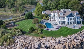 84 Johnsons Point Rd, Branford, CT 06405
