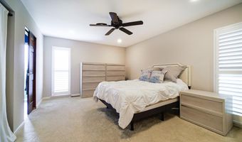 1012 Stuyvesant Ln, Ballwin, MO 63011