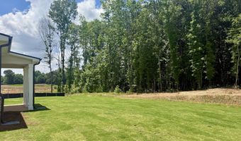 104 Chickadee Ct, Auburn, GA 30011