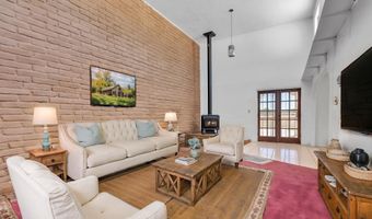 22 Paizalas Dr, Bosque, NM 87006