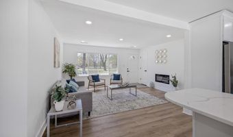2475 W DENNEYS Rd, Dover, DE 19904