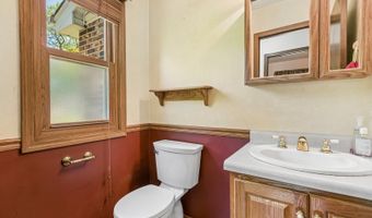 3051 N Huntington Dr, Arlington Heights, IL 60004