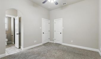 209 Ellis Creek Dr, Weatherford, TX 76085