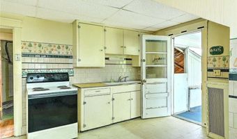 59 Colonial Ave, Cranston, RI 02910