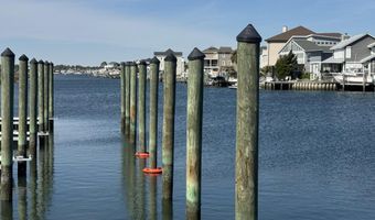 602 W Fort Macon Rd 116, Atlantic Beach, NC 28512