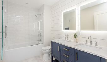 84 Coggeshall Ave, Newport, RI 02840