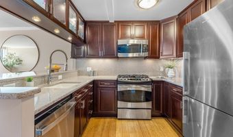 42 8th St 5525, Boston, MA 02129