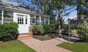 637 Compass Ave, Beachwood, NJ 08722