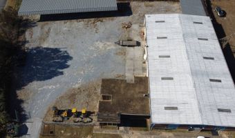 2190 Cherokee Rd, Alexander City, AL 35010