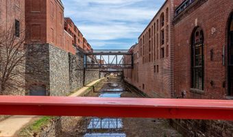 1315 N ODE St 704, Arlington, VA 22209