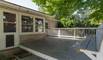 8 BRIGHTWOOD Dr, Hagerstown, MD 21740