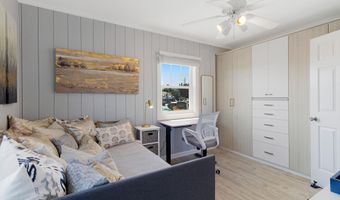 213 W Bogue Sound Dr, Atlantic Beach, NC 28512